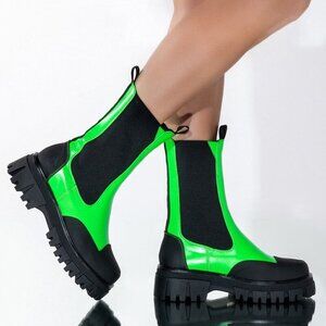 AZALEA WANG READY FOR COMBAT  FLATFORM BOOTIE IN GREEN  (  BRAND NEW !!!!!! )